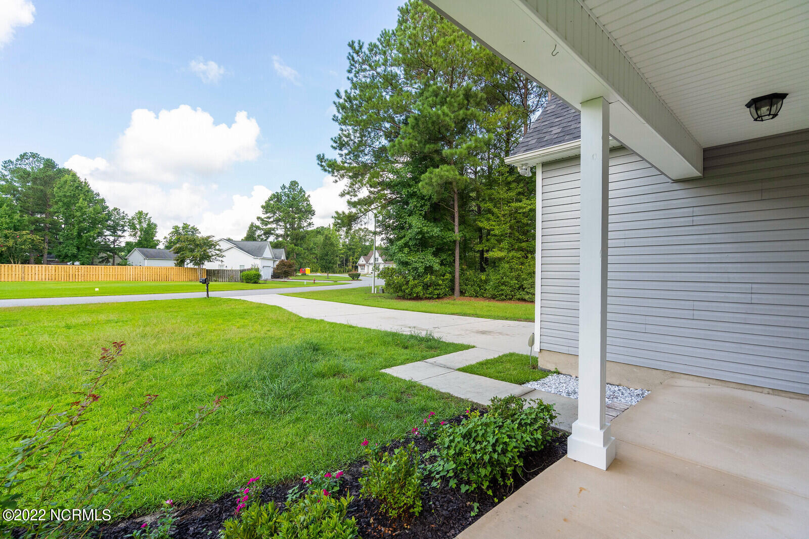 517 Winding Creek Road Rocky Point, NC 28457 - Photo 3 of 49 06_DSC04350_mls