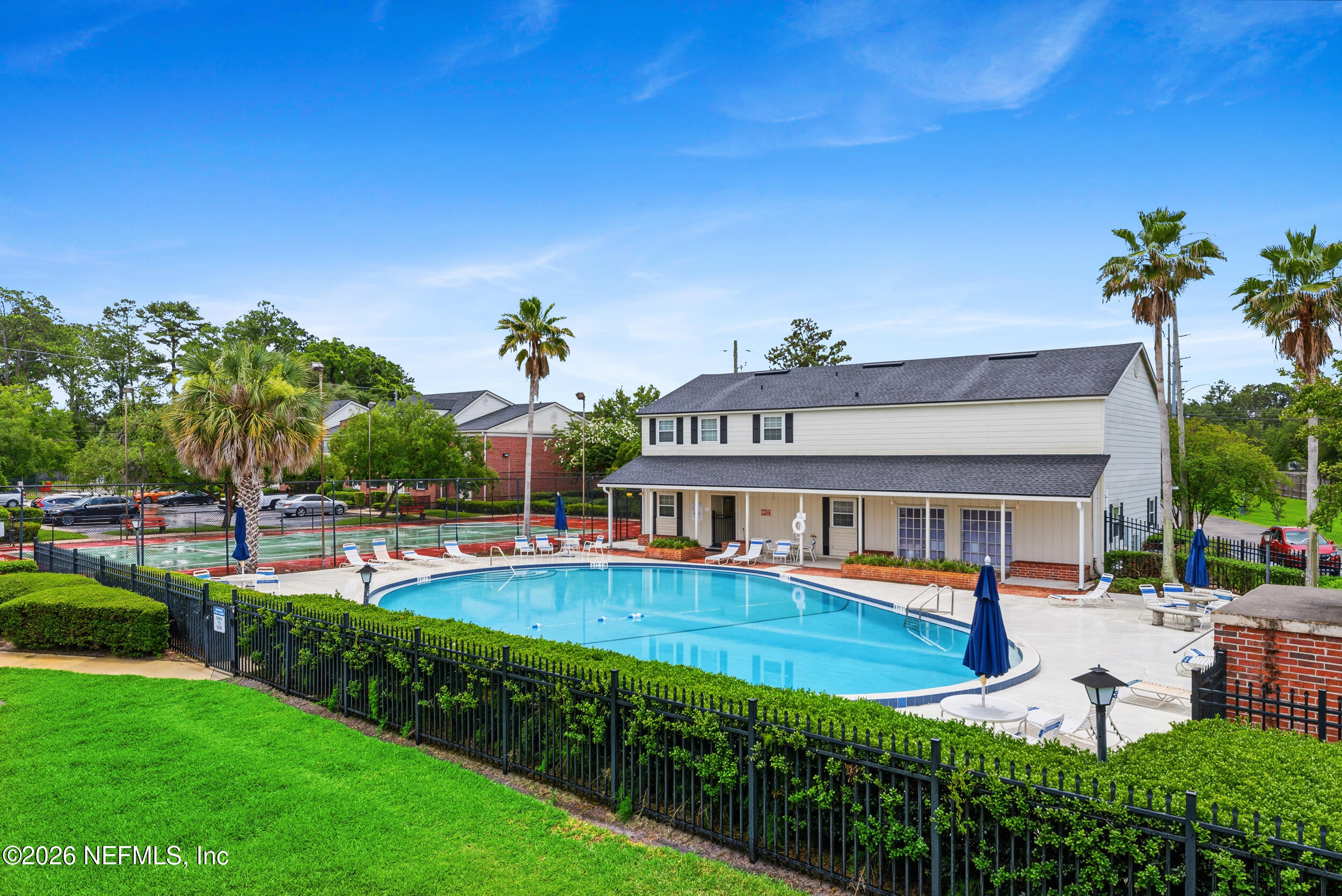 4915 Baymeadows Road, Unit 3C Jacksonville, FL 32217 - Photo 26 of 27 Pool