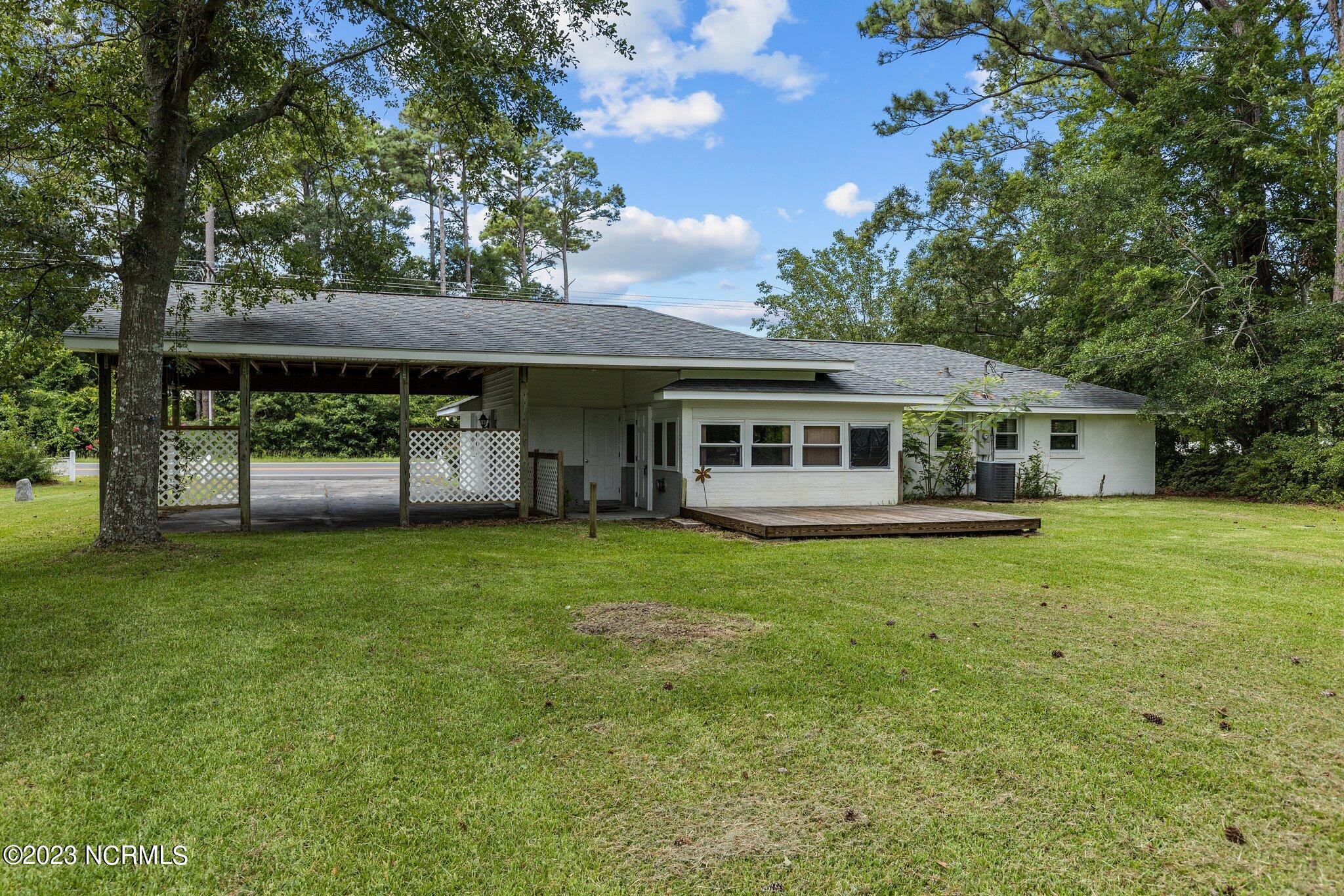 4303 Country Club Road Morehead City, NC 28557 - Photo 39 of 46