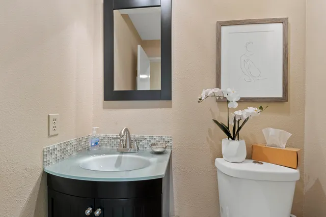 $529,000 | 752 Vista Lago Drive North, Palm Desert, CA 92211