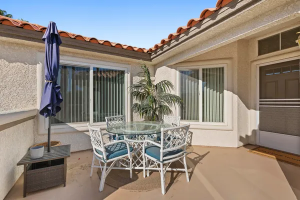 $529,000 | 752 Vista Lago Drive North, Palm Desert, CA 92211