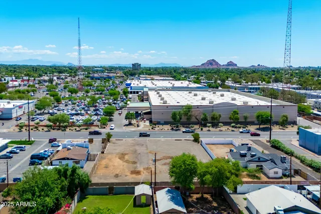 $1,450,000 | 2814 North 36th Street, Phoenix, AZ 85008