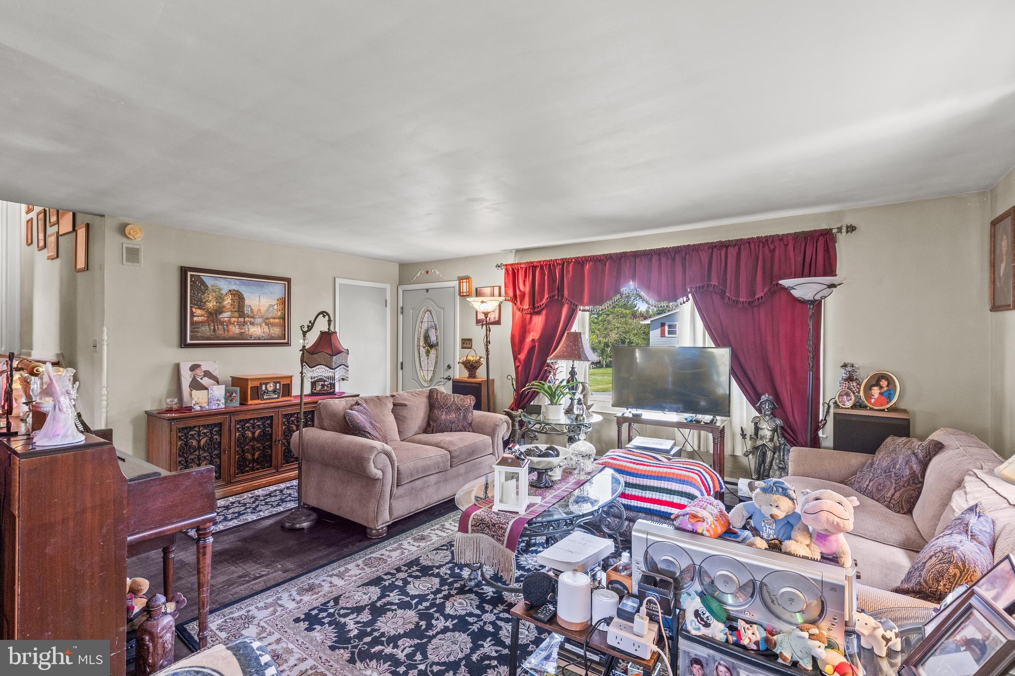 210 Melvale Road Dallastown, PA 17313 - Photo 6 of 35