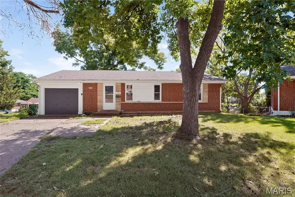 $89,900 | 102 Florwood Court, St. Louis, MO 63135