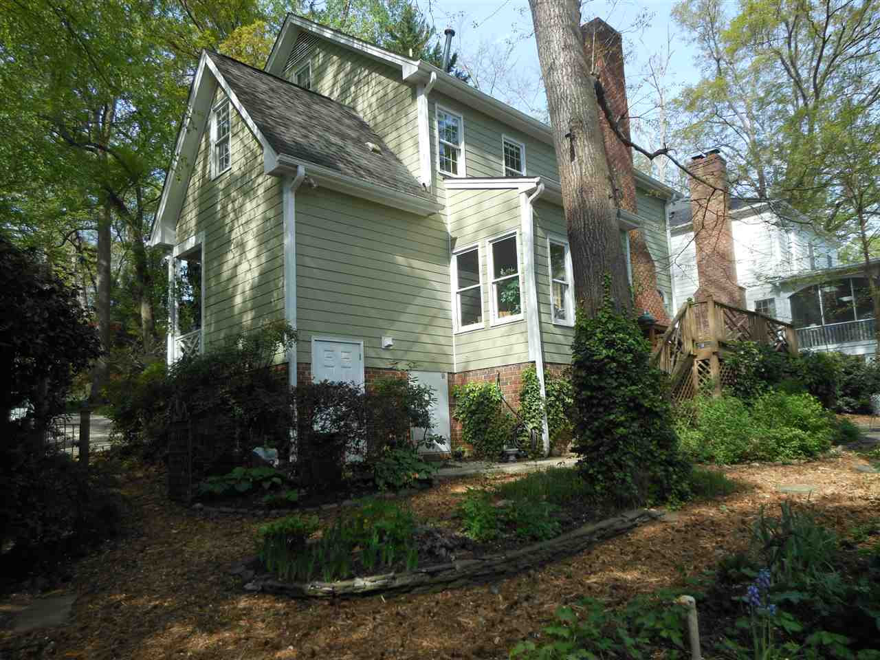2804 Royster Street Raleigh, NC 27608 - Photo 15 of 20 Yard