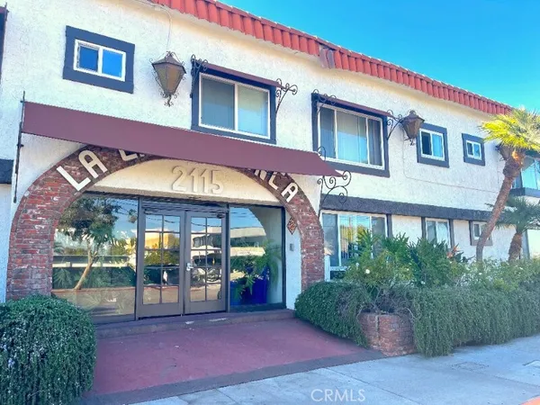 $2,595 | 2115 Placentia Avenue, Unit 18, Costa Mesa, CA 92627
