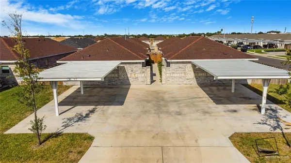 $925 | 904 West Mahala Avenue, Unit 3, Mission, TX 78573
