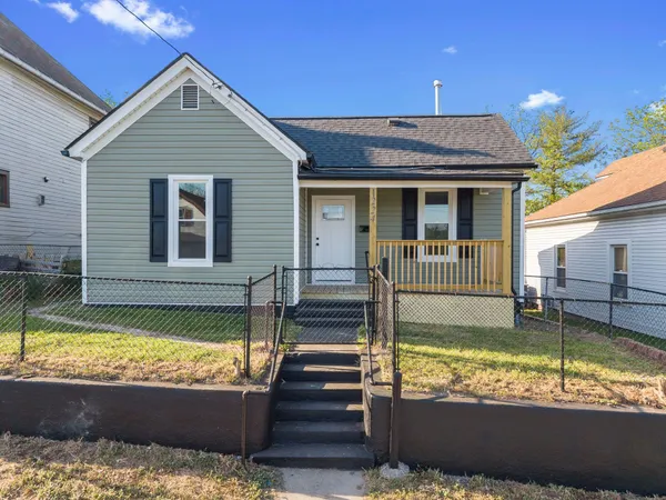 $175,000 | 1224 Stewart Avenue Southeast, Roanoke, VA 24013