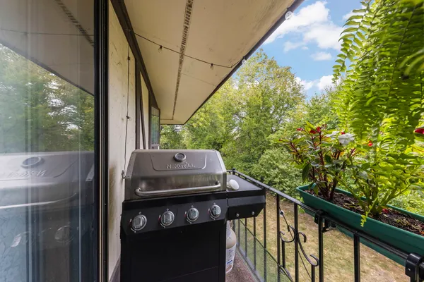 $258,000 | 10965 South 84th Avenue, Unit 3C, Palos Hills, IL 60465
