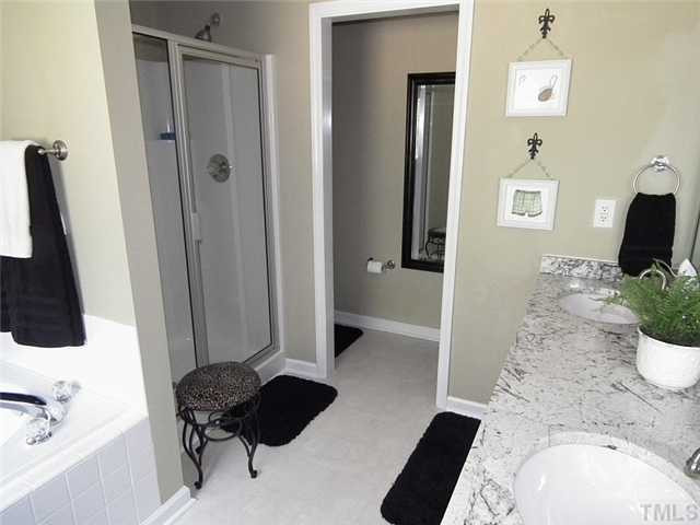115 Cameron Drive Raleigh, NC 27603 - Photo 7 of 25 Master Bath/Spa