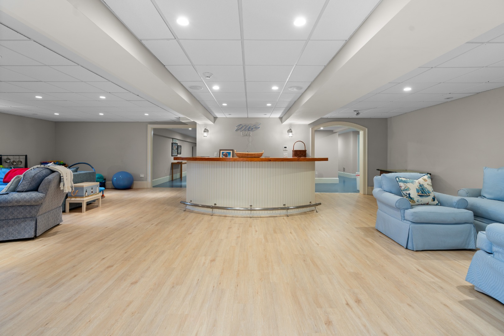 42 Main Street Nantucket, MA 02554 - Photo 26 of 40 a living room with furniture and a wooden floor