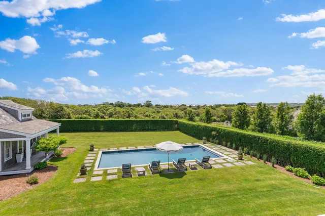 $9,750,000 | 42 Main Street, Nantucket, MA 02554