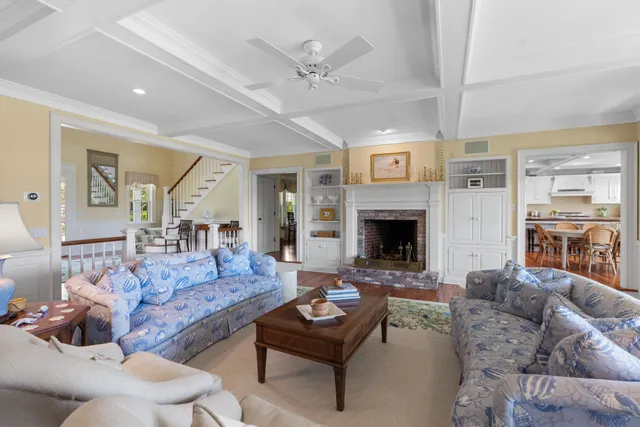 $9,750,000 | 42 Main Street, Nantucket, MA 02554