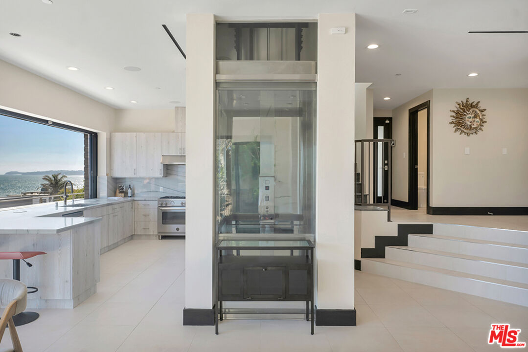 25411 Malibu Road Malibu, CA 90265 - Photo 26 of 55