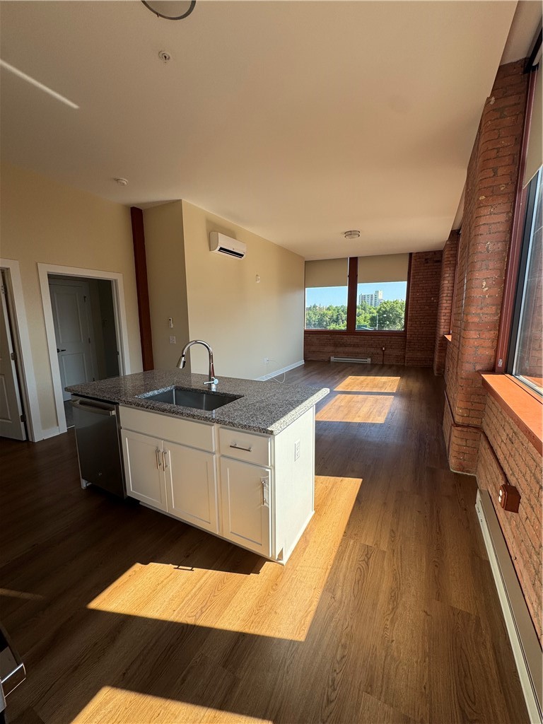 64 Commercial Street, Unit 301 Rochester, NY 14614 - Photo 8 of 9 Gallery Image 8