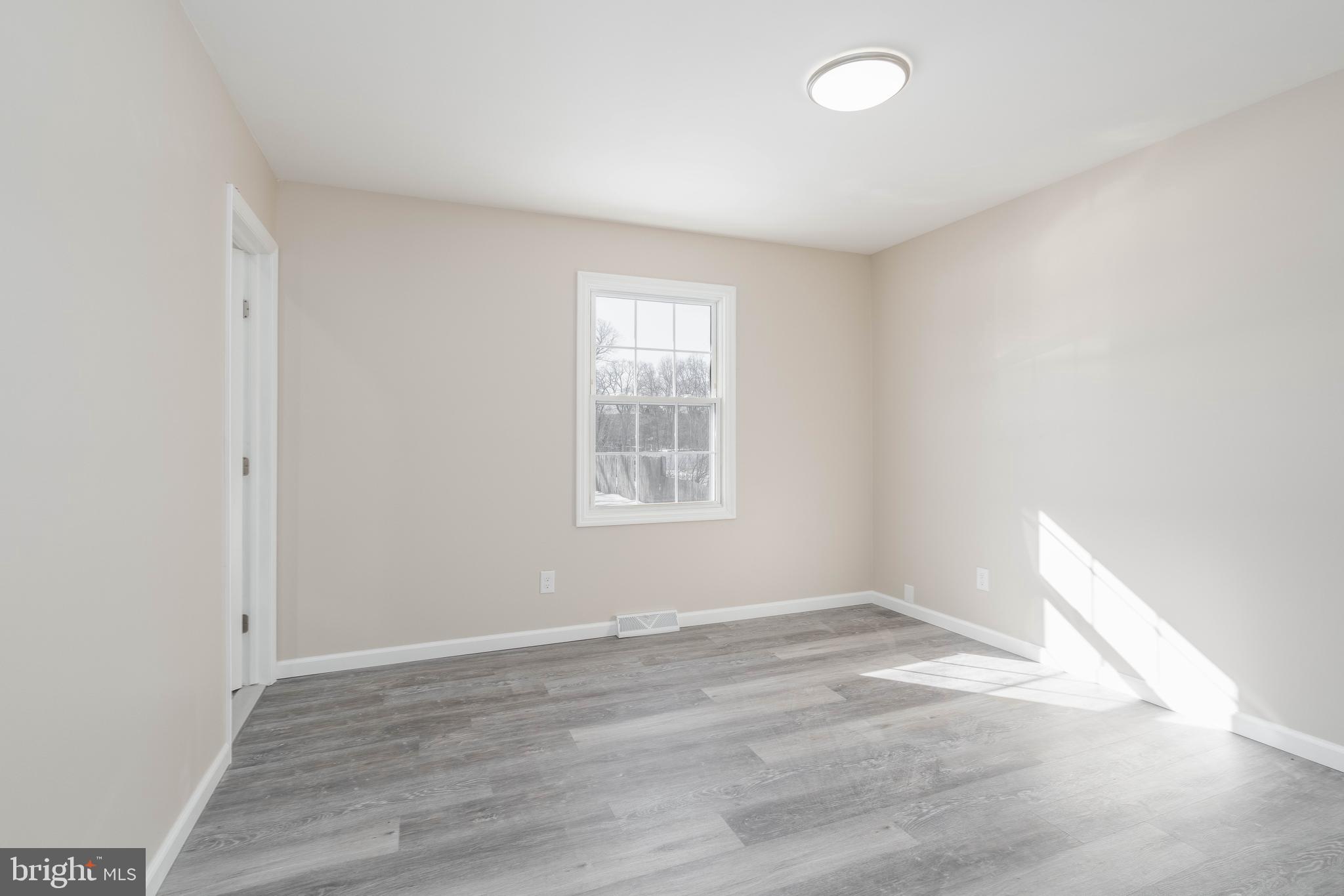 1691 West Walnut Road Vineland, NJ 08360 - Photo 17 of 26 Gallery Image 17