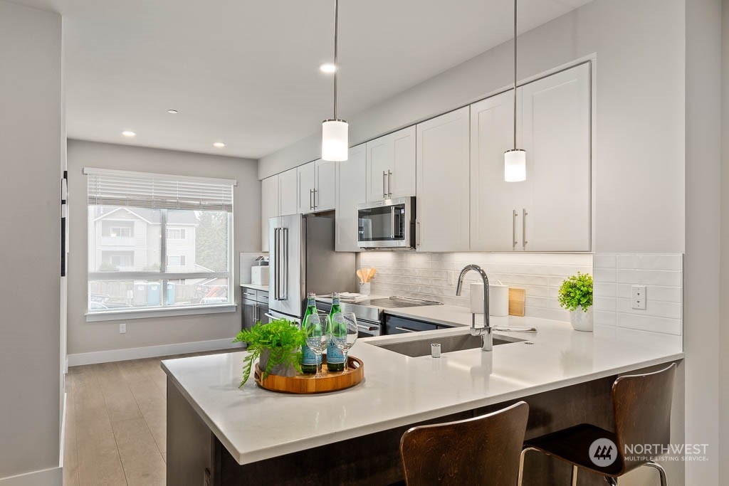 825 238th Place Southeast, Unit B8 Bothell, WA 98021 - Photo 6 of 32