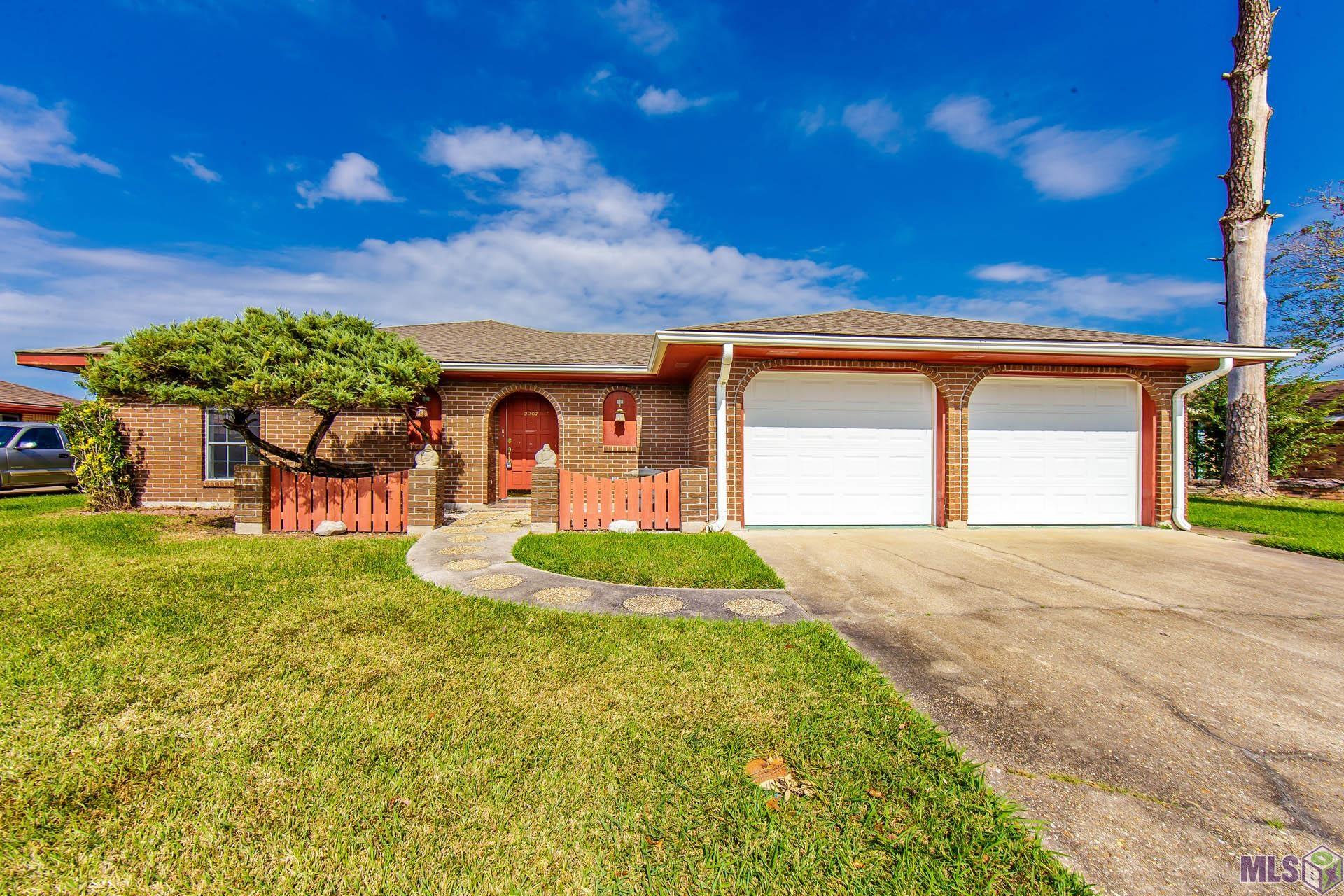 2007 Ruby Drive Houma, LA 70363 - Photo 1 of 13