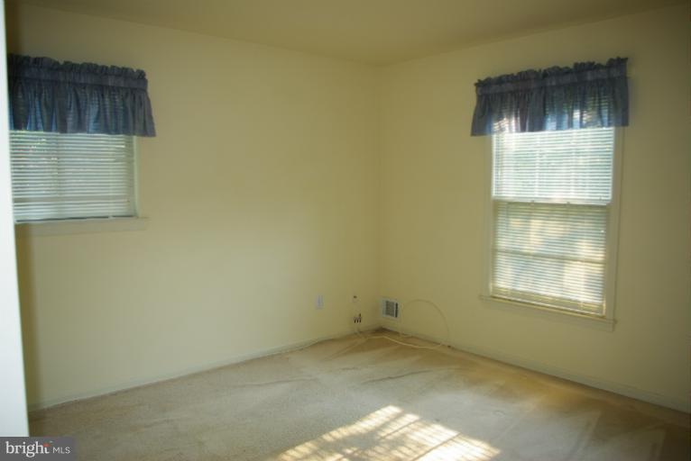 9100 Fort Foote Road Fort Washington, MD 20744 - Photo 16 of 22 Bedroom