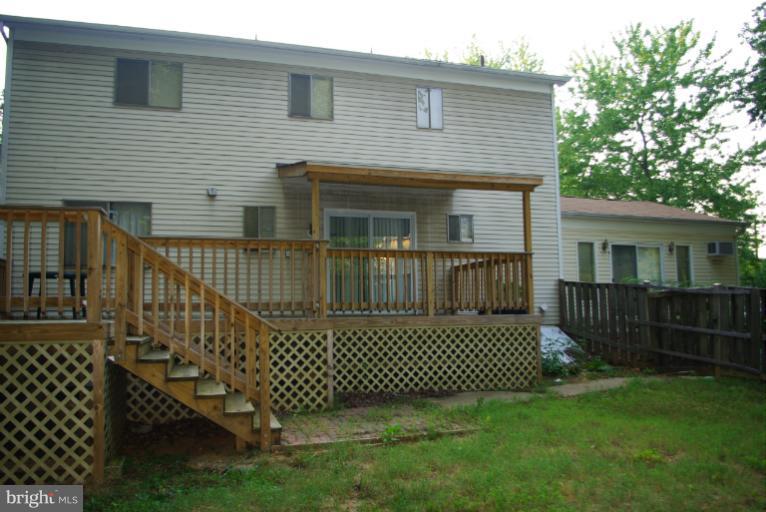 Exterior (Rear)