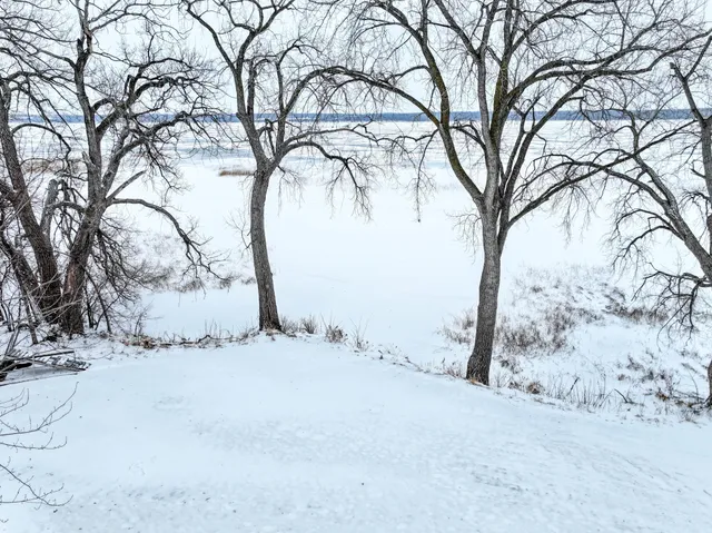 $699,000 | 18958 Minneswaka House Road, Glenwood, MN 56334