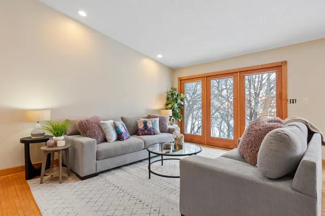 $699,000 | 18958 Minneswaka House Road, Glenwood, MN 56334