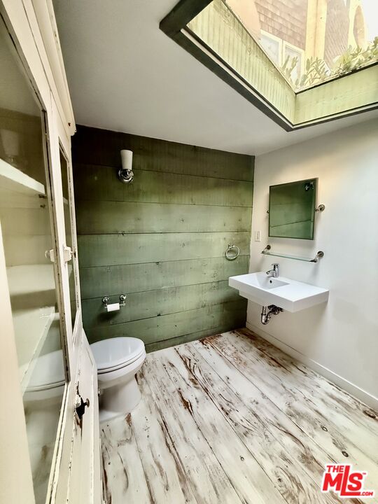 3419 Strongs Drive Marina del Rey, CA 90292 - Photo 22 of 26