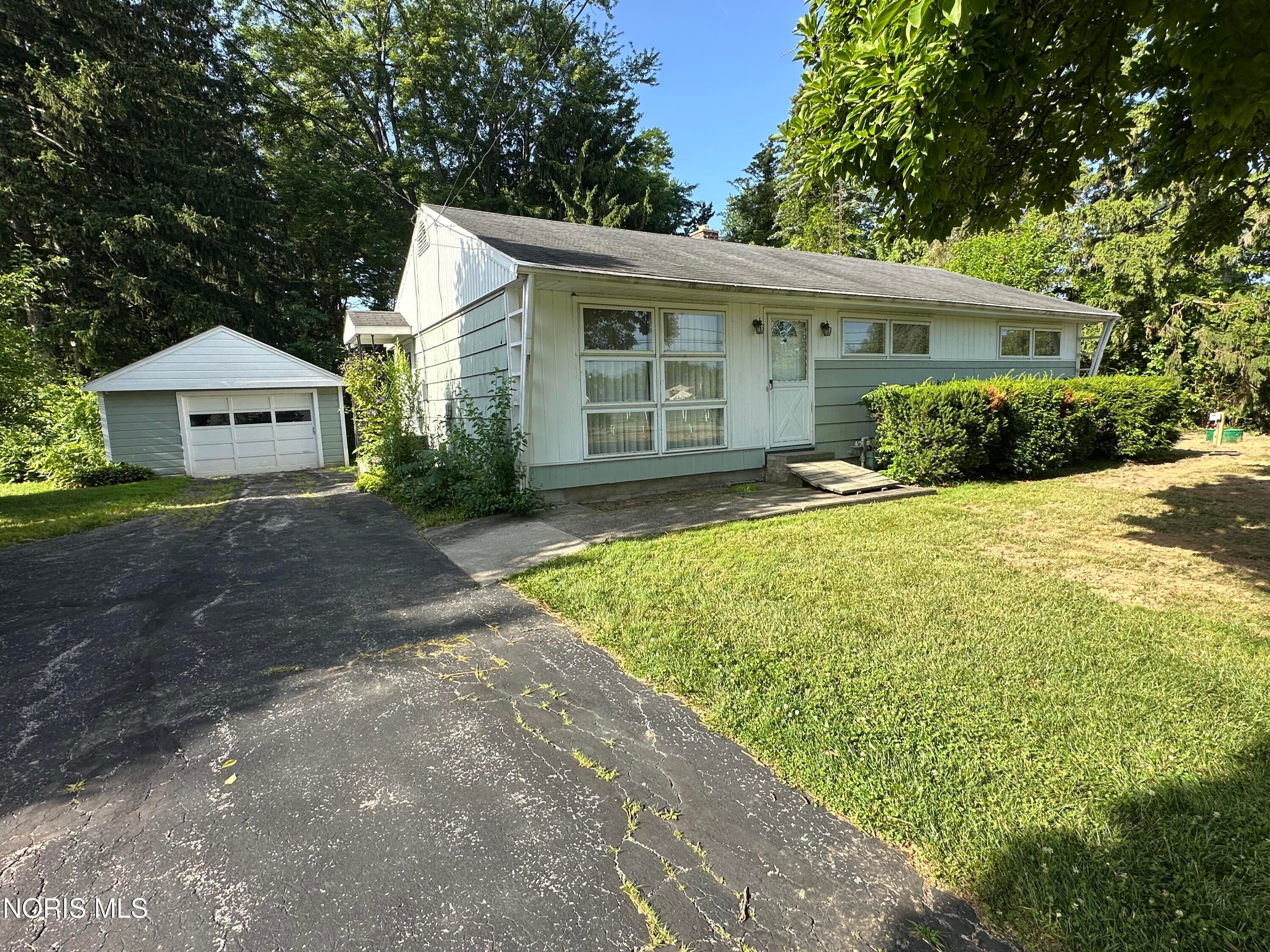 245 West State Line Road Toledo, OH 43612 - Photo 1 of 1 Gallery Image 1