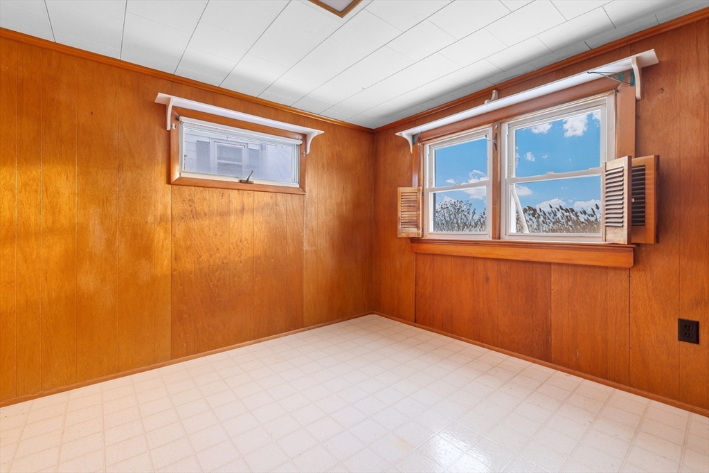 27 Bayview Avenue Fairhaven, MA 02719 - Photo 20 of 25