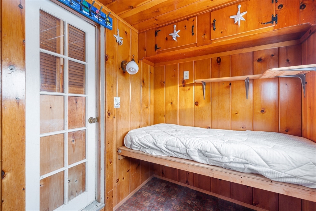 27 Bayview Avenue Fairhaven, MA 02719 - Photo 24 of 25