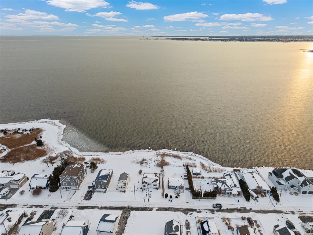 27 Bayview Avenue Fairhaven, MA 02719 - Photo 8 of 25