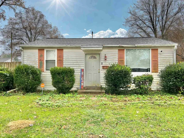 $117,000 | 2801 South Rotherwood Avenue, Evansville, IN 47714