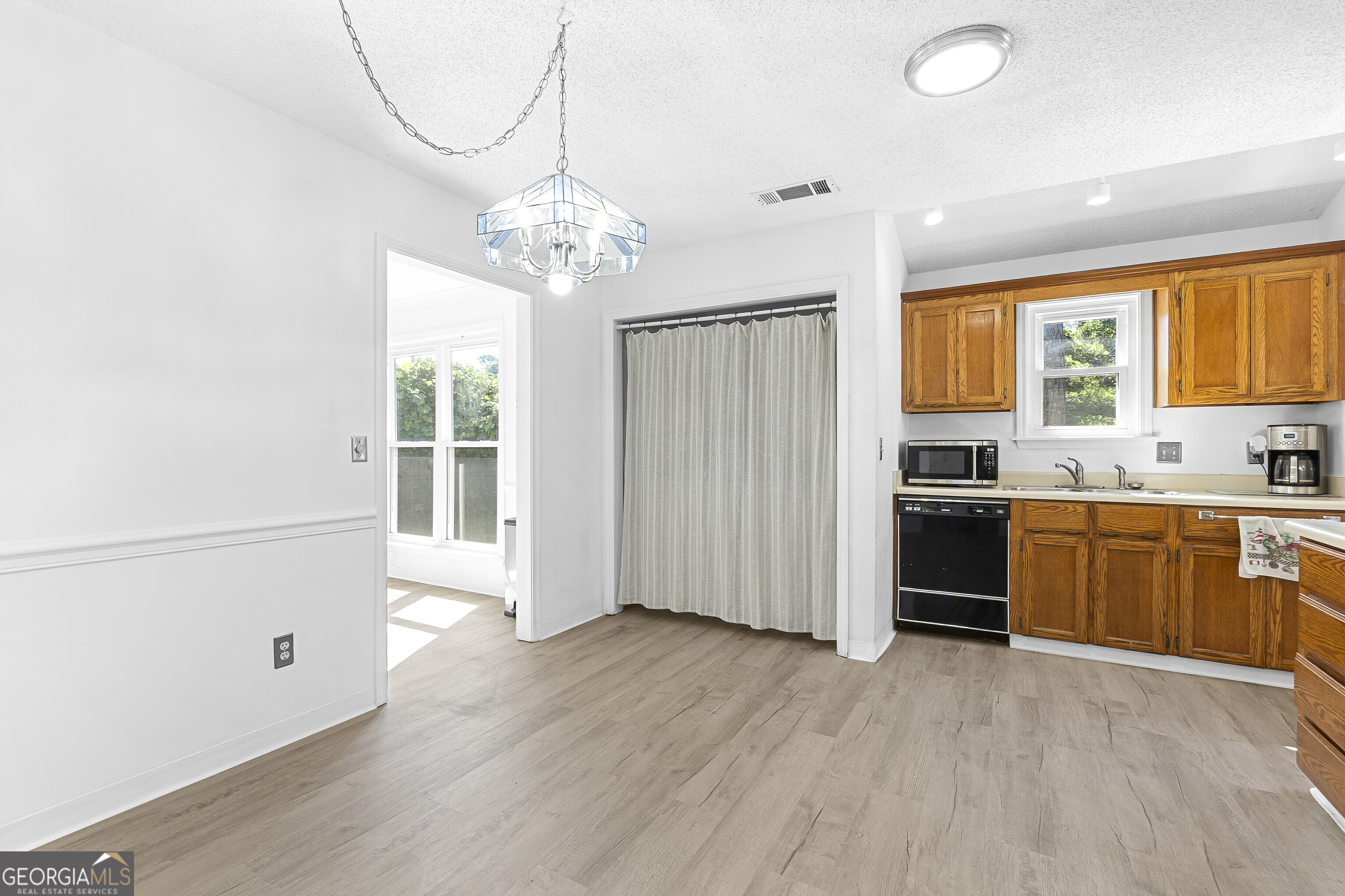 1402 Park Avenue Perry, GA 31069 - Photo 26 of 37