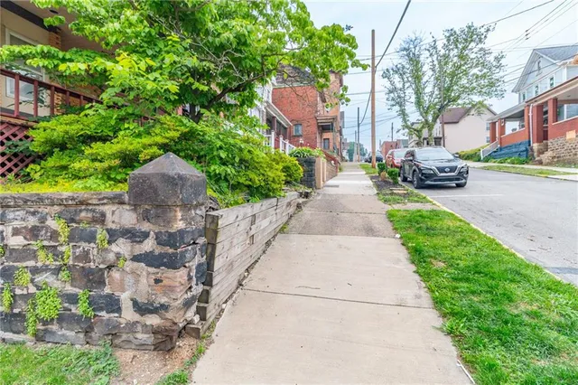 $105,000 | 502 3rd Street, Pitcairn, PA 15140