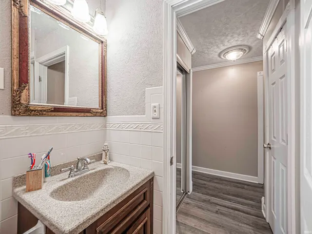 $284,400 | 308 3rd Avenue, Princeton, IN 47670