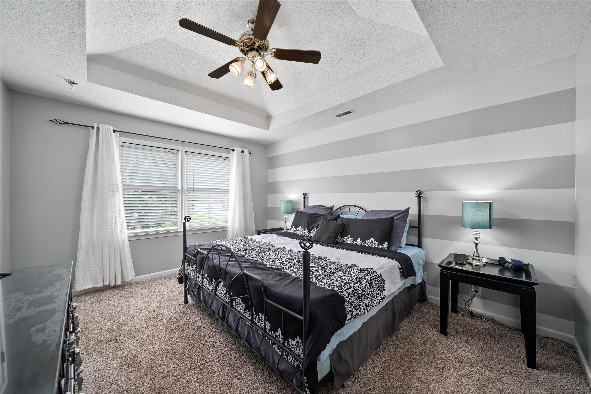 272 Shiloh Road Clarksville, TN 37042 - Photo 4 of 28 Master Suite with Dual Walk In Closets & En Suite Bathroom