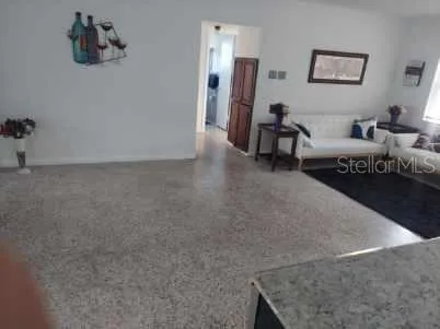 $499,999 | 2695 South East Avenue, Sarasota, FL 34239