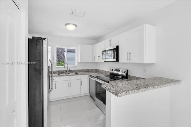 $3,400 | 3175 Northwest 43rd Street, Miami, FL 33142