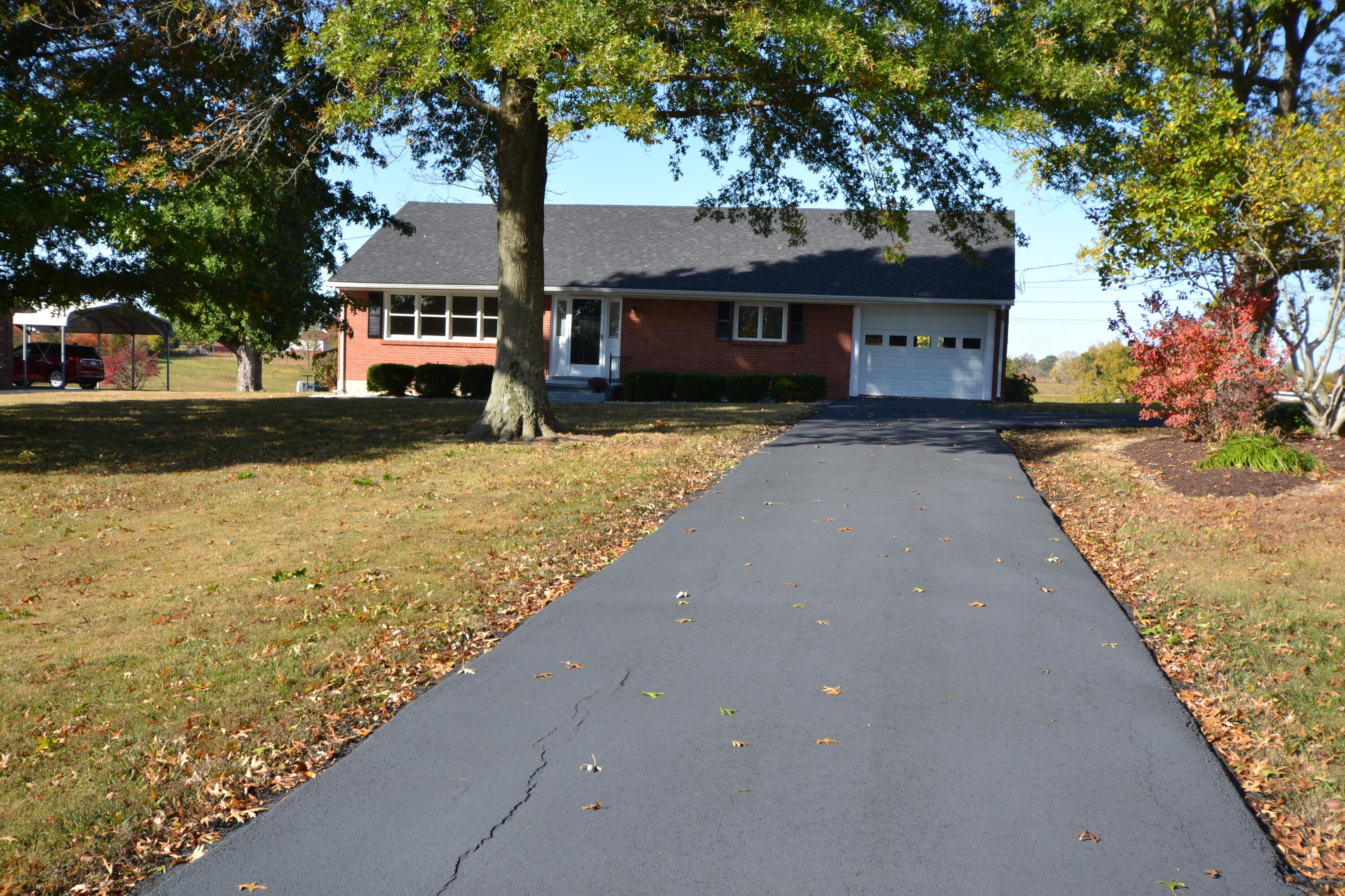 1696 Perryville Road Harrodsburg, KY 40330 - Photo 3 of 37 DSC_0029