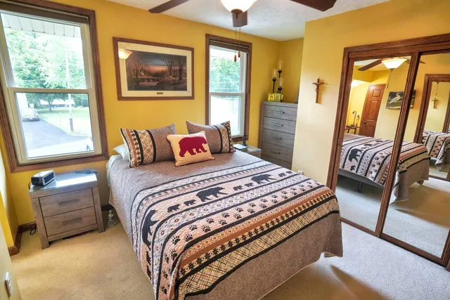 $449,900 | 26033 Catfish Drive, Wilmington, IL 60481