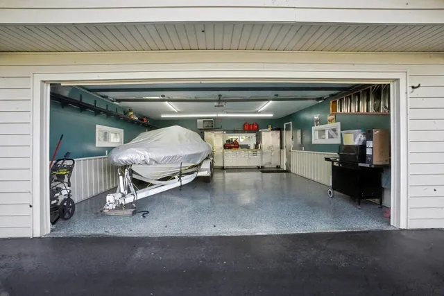 $449,900 | 26033 Catfish Drive, Wilmington, IL 60481