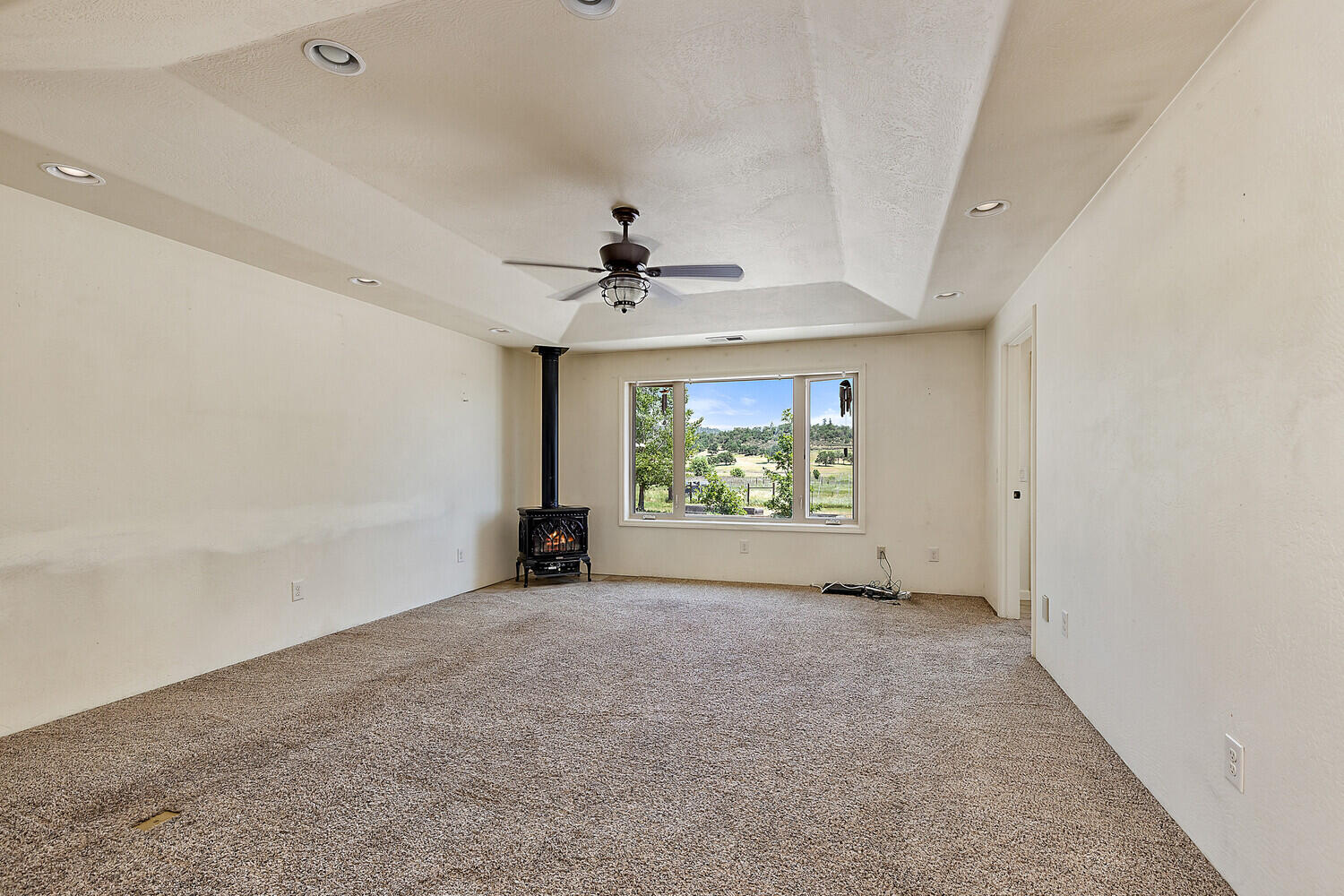 15148 Shiloh Road White City, OR 97503 - Photo 5 of 59 Shiloh (45)