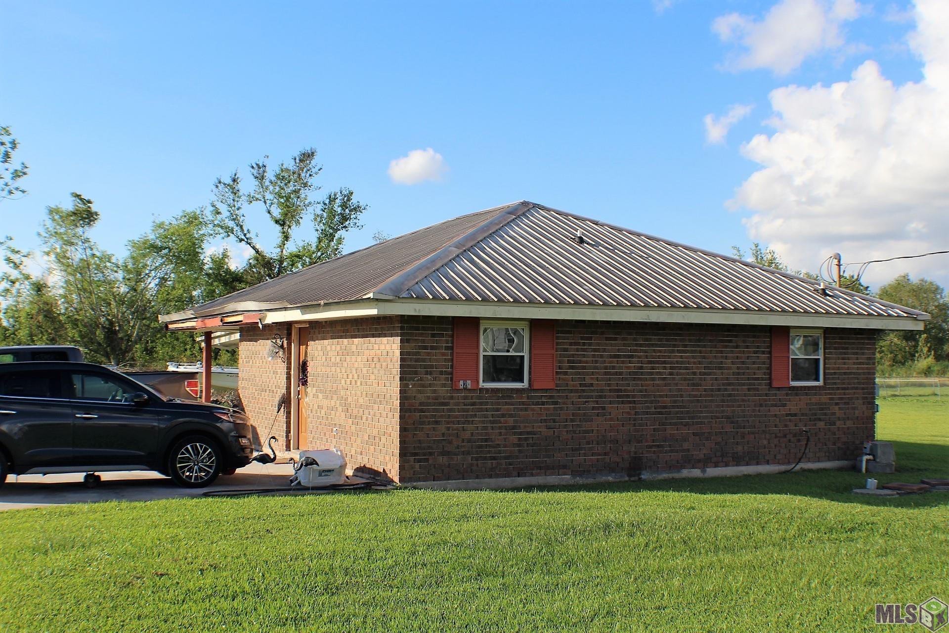 520 St Ann Street Raceland, LA 70394 - Photo 1 of 14 Front