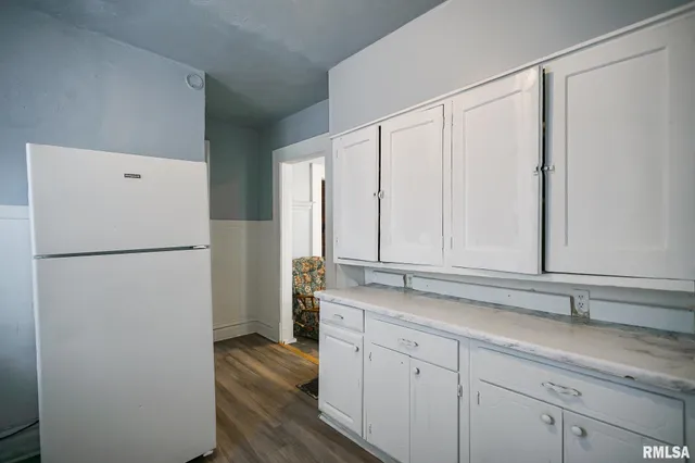 $99,900 | 1820 West Bradley Avenue, Peoria, IL 61606