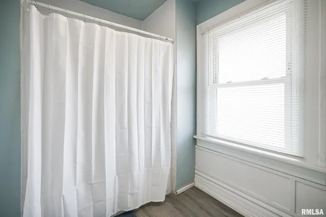 $99,900 | 1820 West Bradley Avenue, Peoria, IL 61606