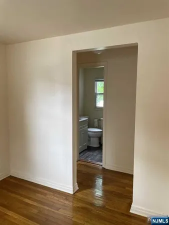 $1,900 | 2 Mount Vernon Court, Maywood, NJ 07607