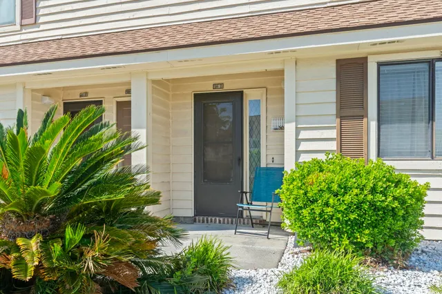 $126,500 | 510 Fairwood Lakes Drive, Unit 16I, Myrtle Beach, SC 29588