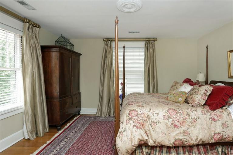 340 Irvine Road Lexington, KY 40502 - Photo 16 of 23 Photo 16