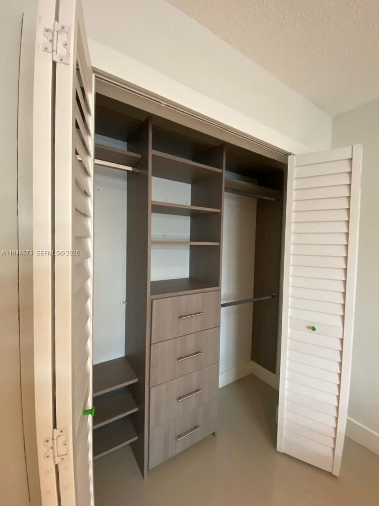 5261 Southwest 154th Place Miami, FL 33185 - Photo 17 of 22