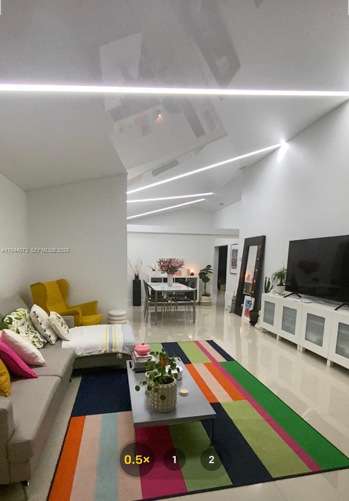 5261 Southwest 154th Place Miami, FL 33185 - Photo 3 of 22